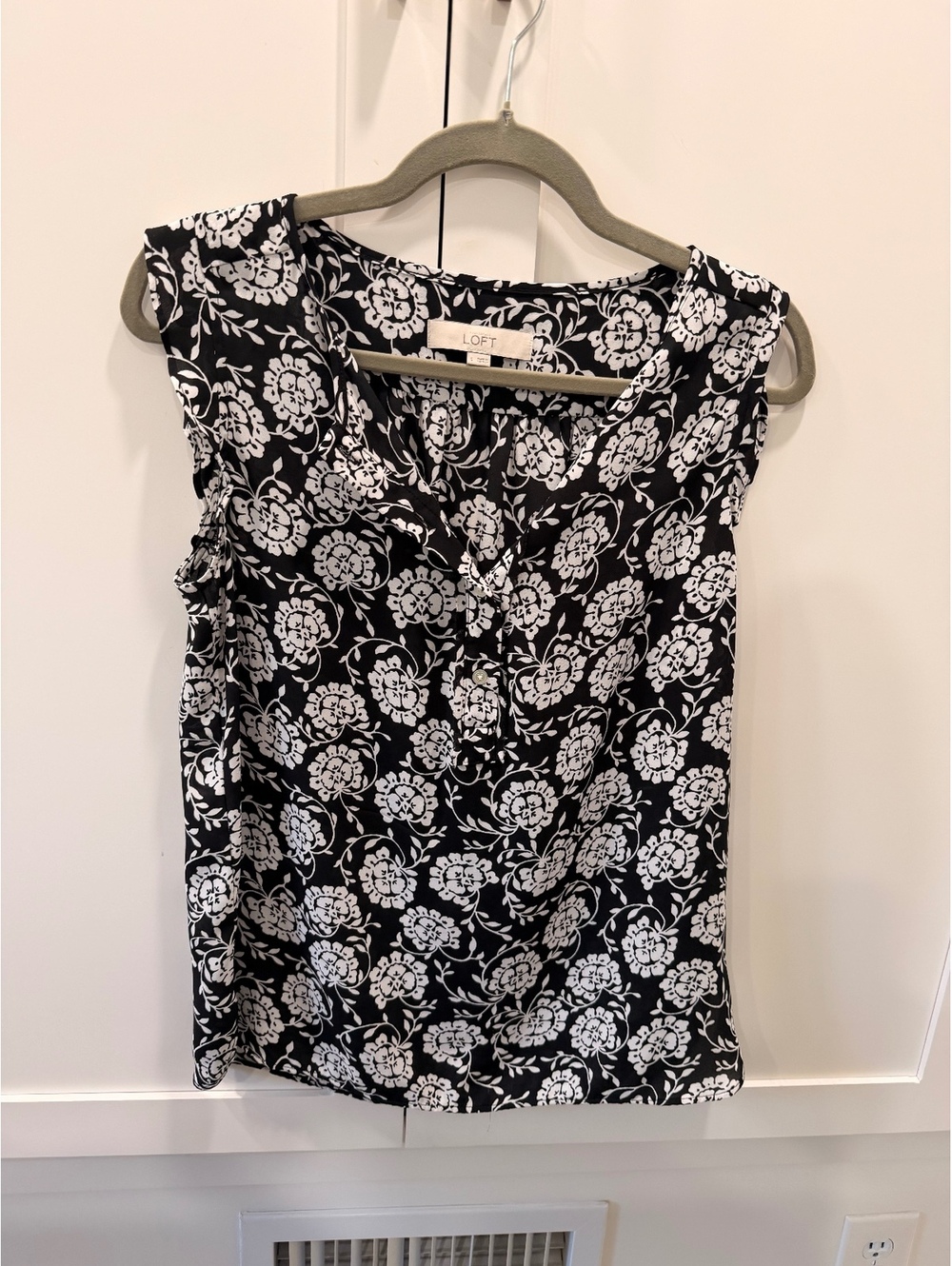 Loft button up blouse